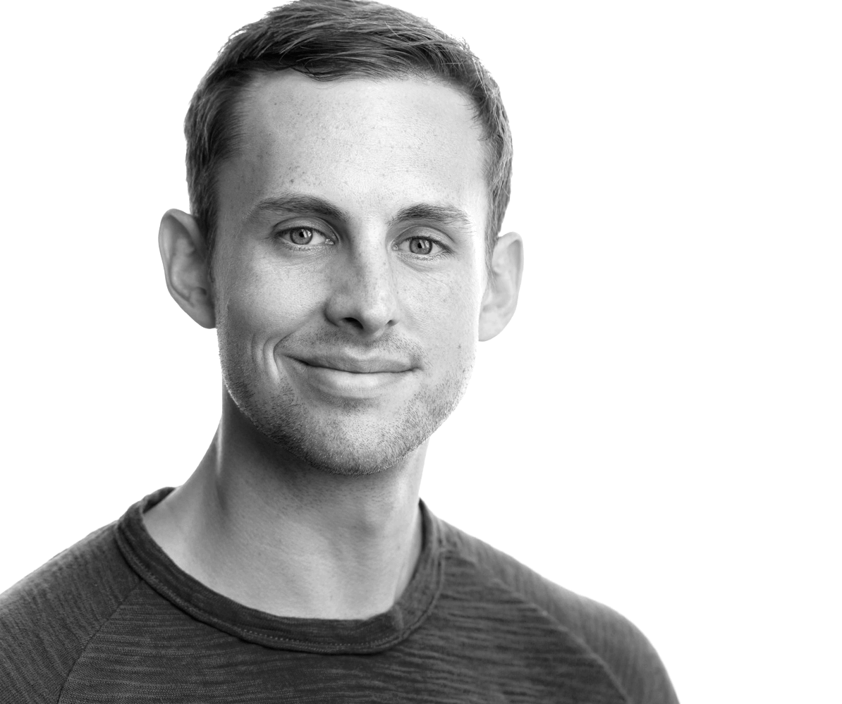 DR. RYAN SUMMERS
